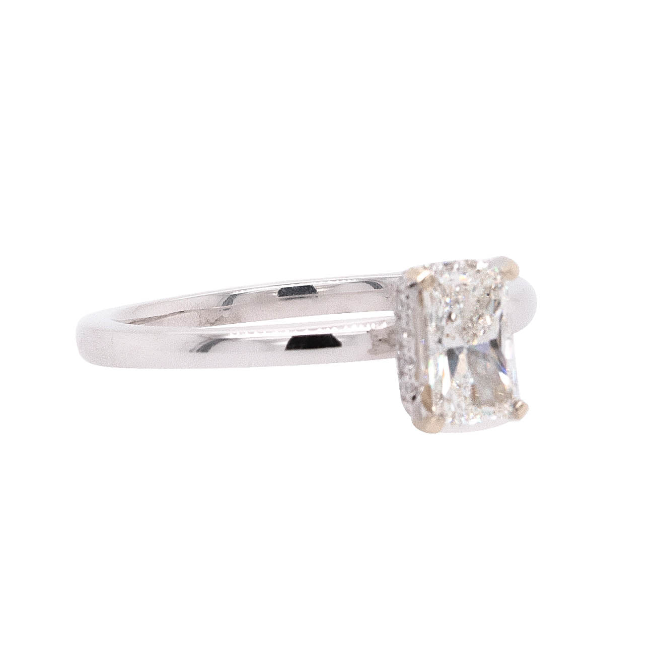 18k White Gold 0.70ctw GIA Radiant Cut Diamond Engagement Ring
