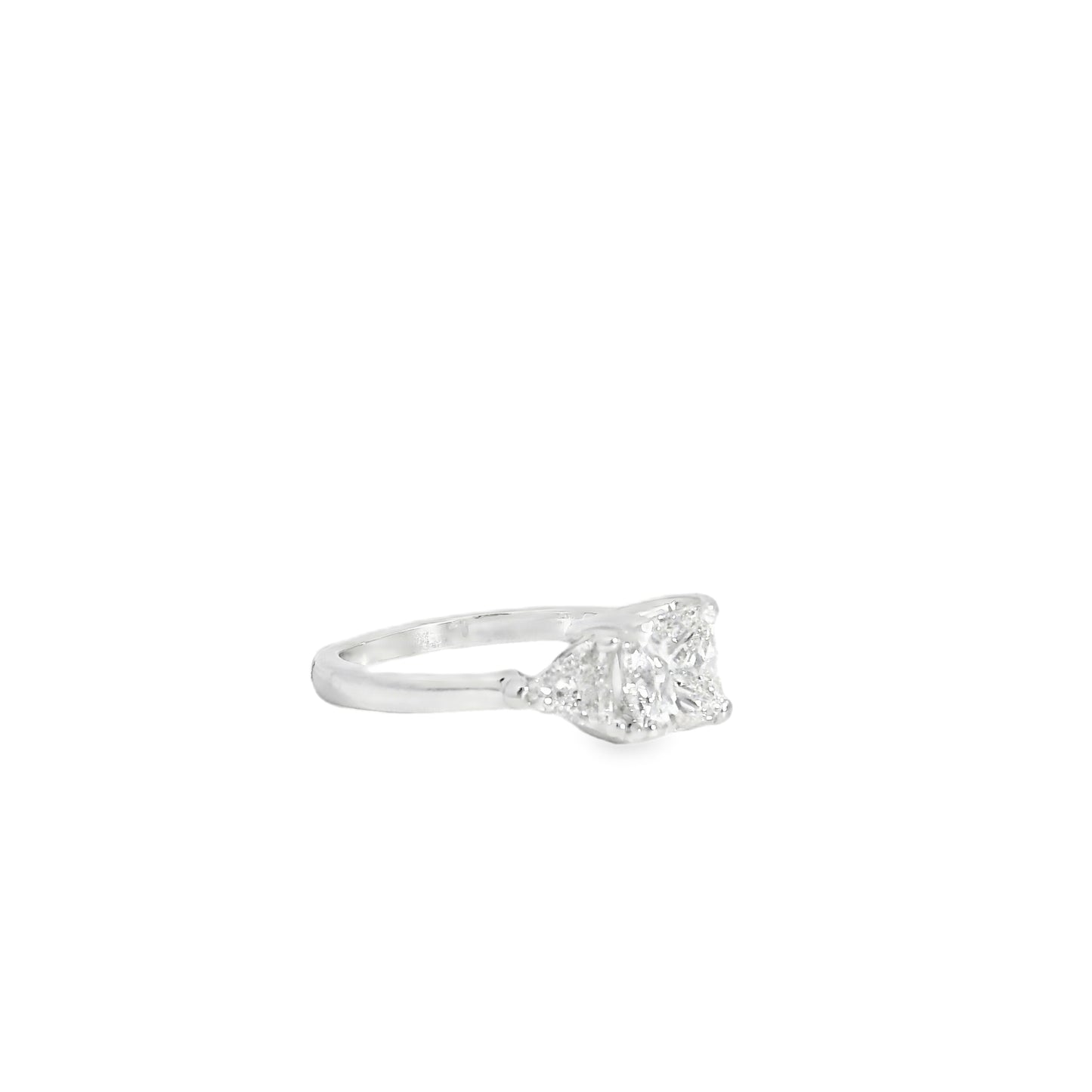 Platinum GIA Certified 1.54ct Radiant Diamond Engagement Ring