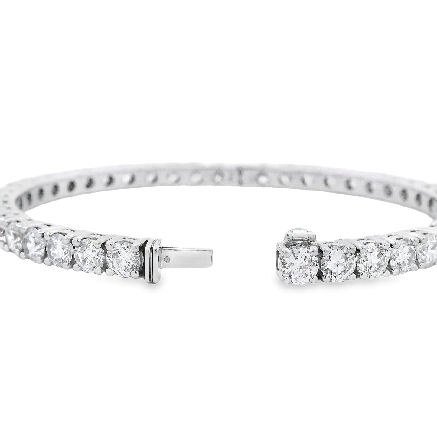 18k White Gold 10.5ctw Round Brilliant Diamond Tennis Bangle Bracelet