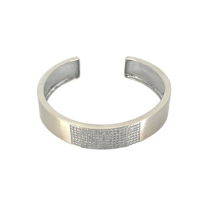 18k White Gold Diamond Cuff Set with 0.80ctw of Natural Diamonds