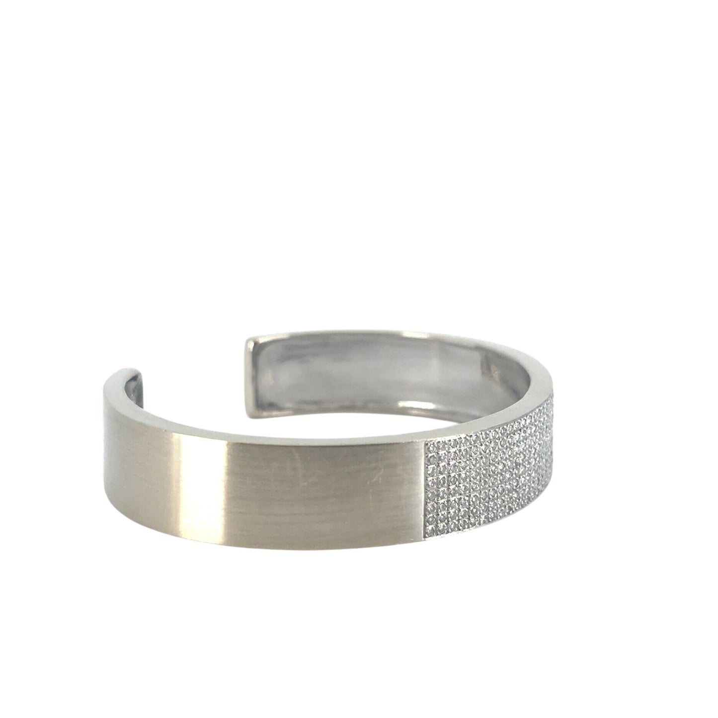 18k White Gold Diamond Cuff Set with 0.80ctw of Natural Diamonds