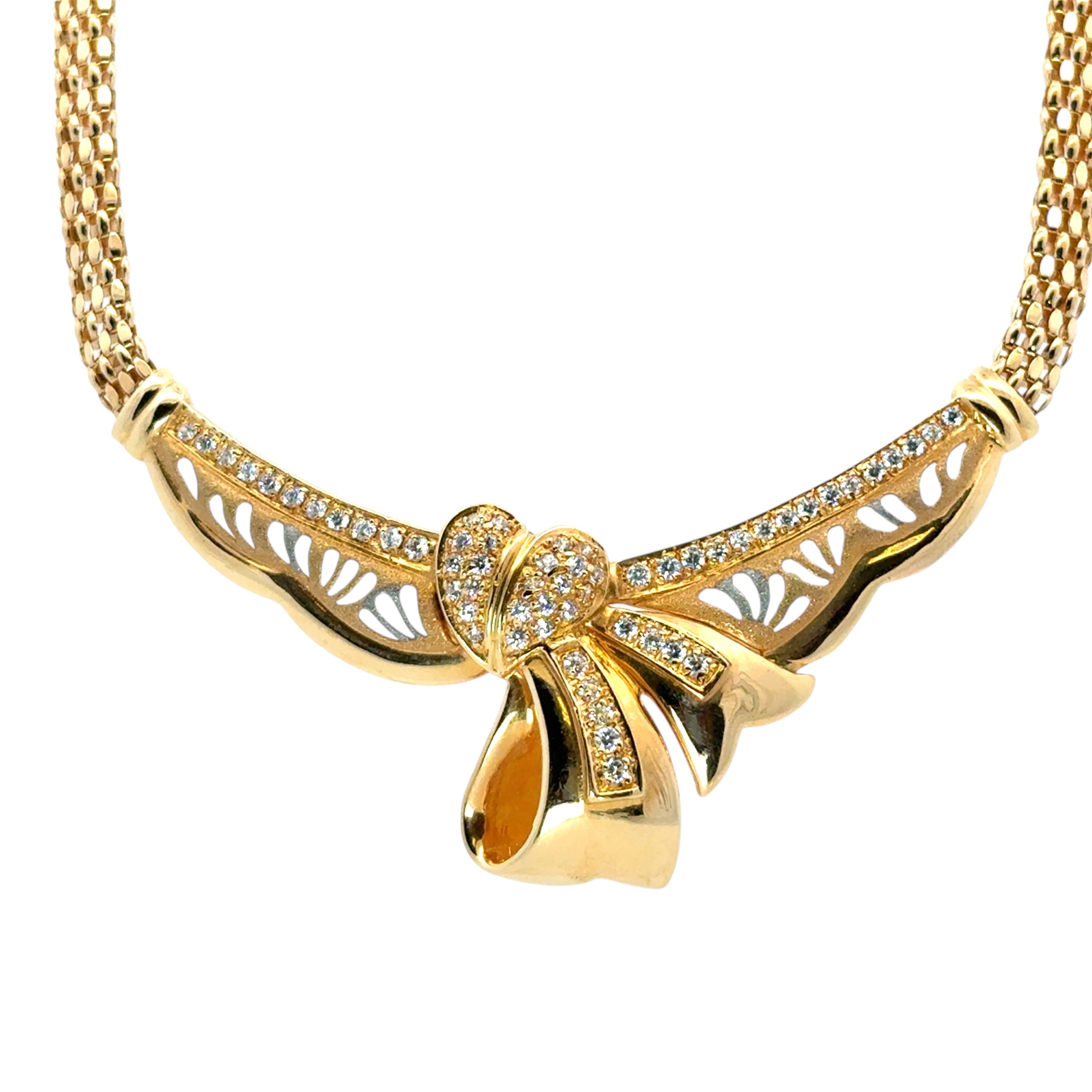 Vintage 22k Yellow Gold 0.87ctw Diamond Heart Ribbon Necklace