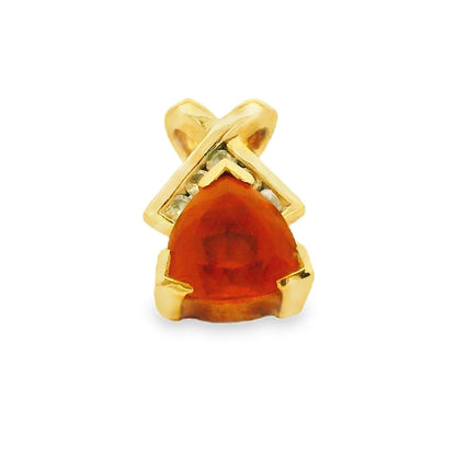 14k Yellow Gold Trilliant Cut with 6 Round Brilliant Diamonds Pendant