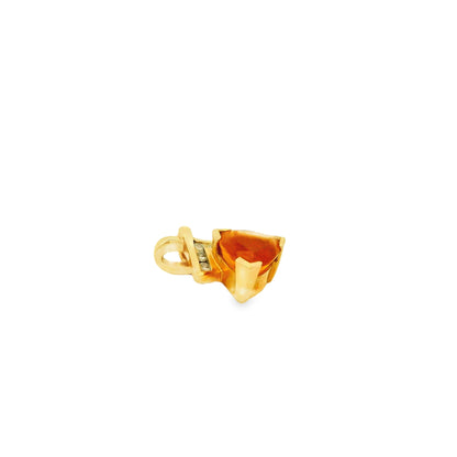 14k Yellow Gold Trilliant Cut with 6 Round Brilliant Diamonds Pendant