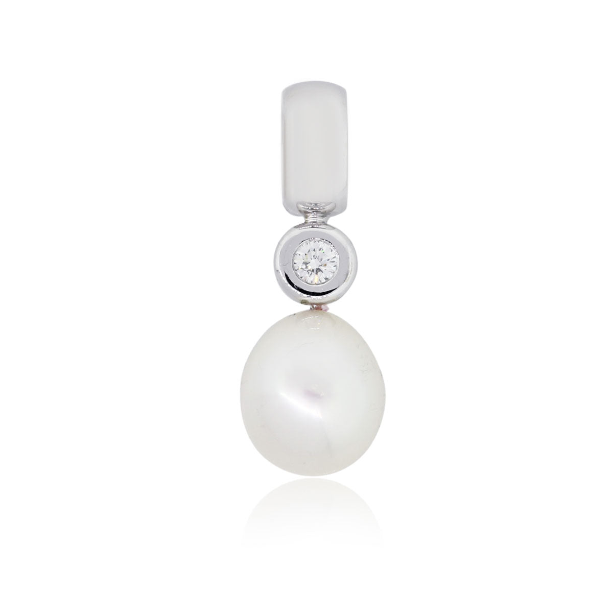 18k White Gold Pearl and Diamond Pendant