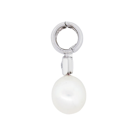 18k White Gold Pearl and Diamond Pendant