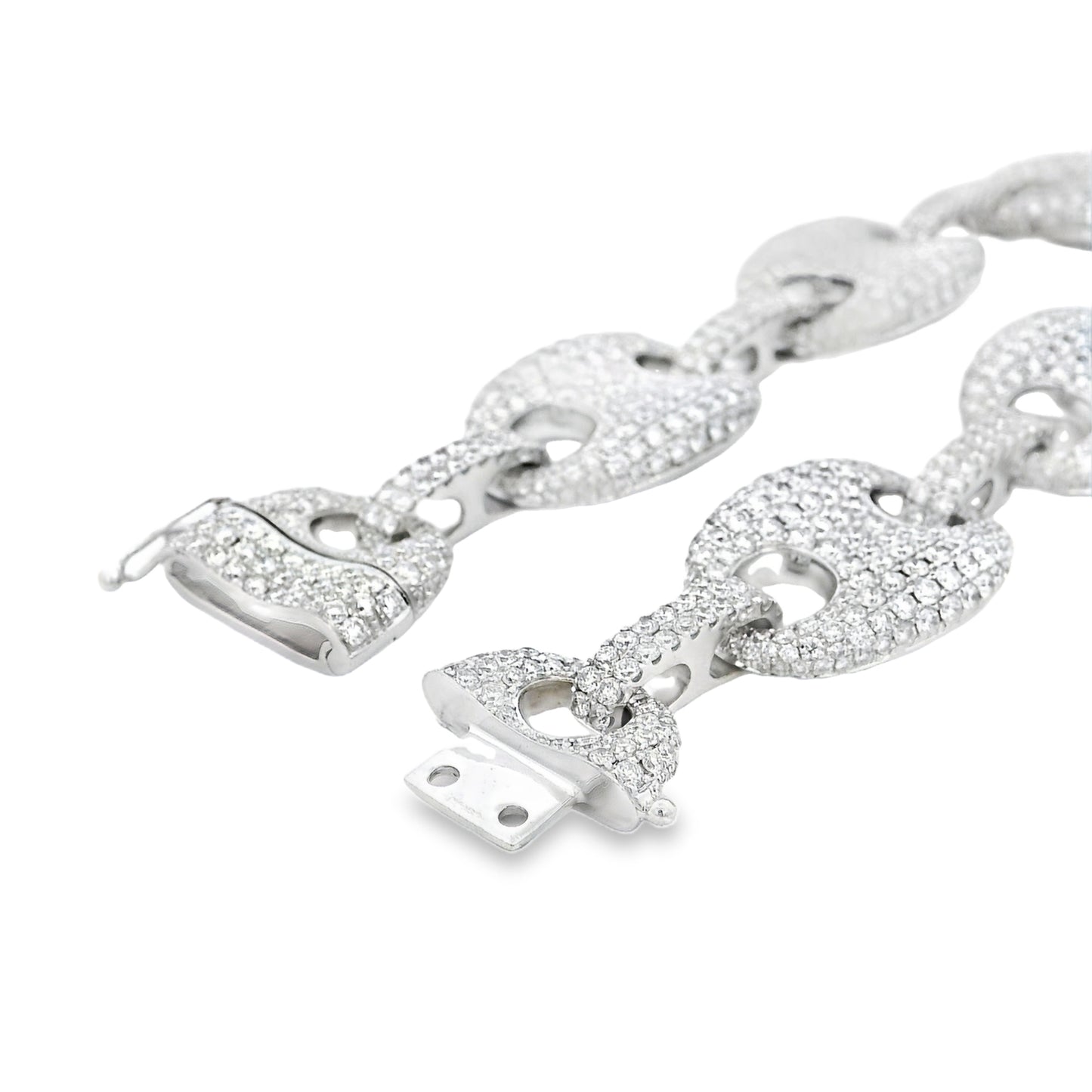 18k White Gold 16.05ctw Gucci Link Diamond Bracelet