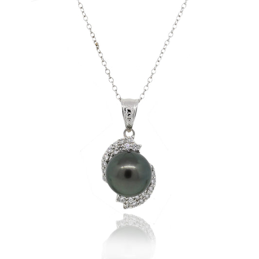18k White Gold 0.60ctw Diamond Black Pearl Chain Necklace