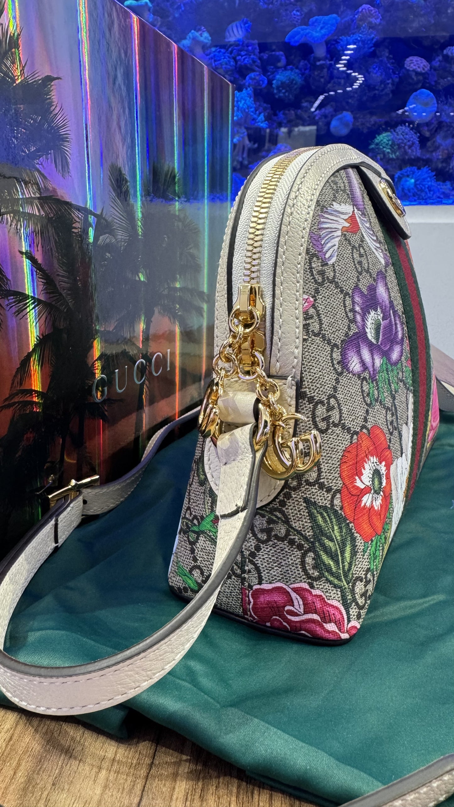 Gucci Women's Ophidia GG Flora Canvas Shoulder Bag with Original Box
