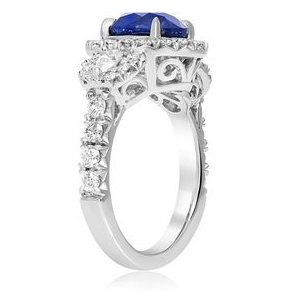 Oval Sapphire Ring — view 3