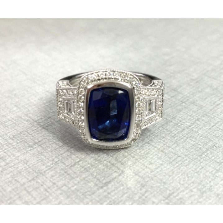 Cushion Sapphire Ring — view 1