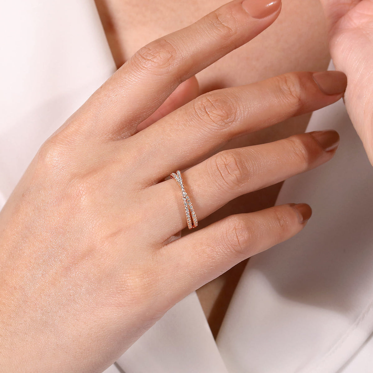 14K Rose Gold Criss Cross Diamond Stackable Ring — Gabriel & Co. LR51169K45JJ