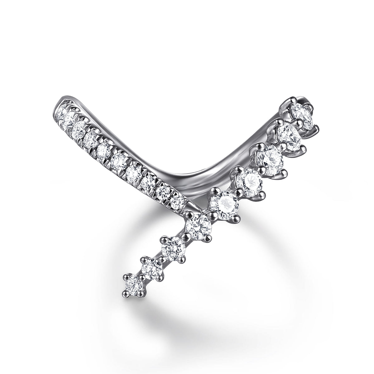 14K White Gold Graduating Diamond Chevron Ring — Gabriel & Co. LR52812W45JJ