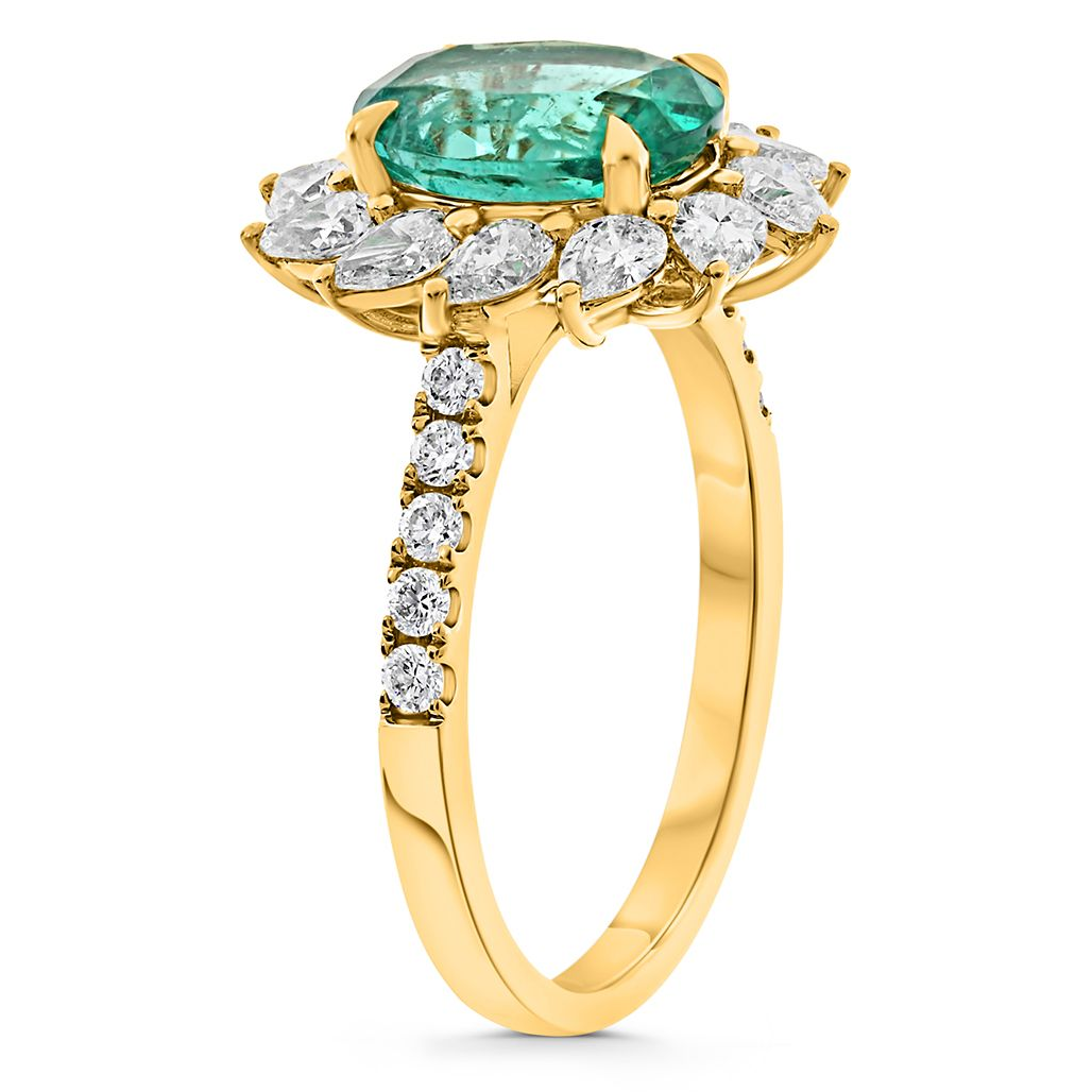 Oval Emerald Ring — view 3