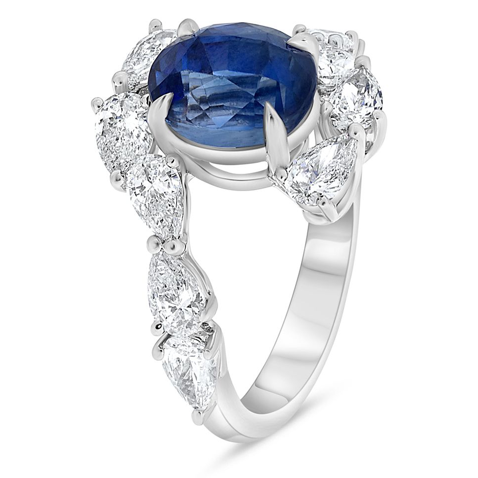 Oval Sapphire Ring — view 3