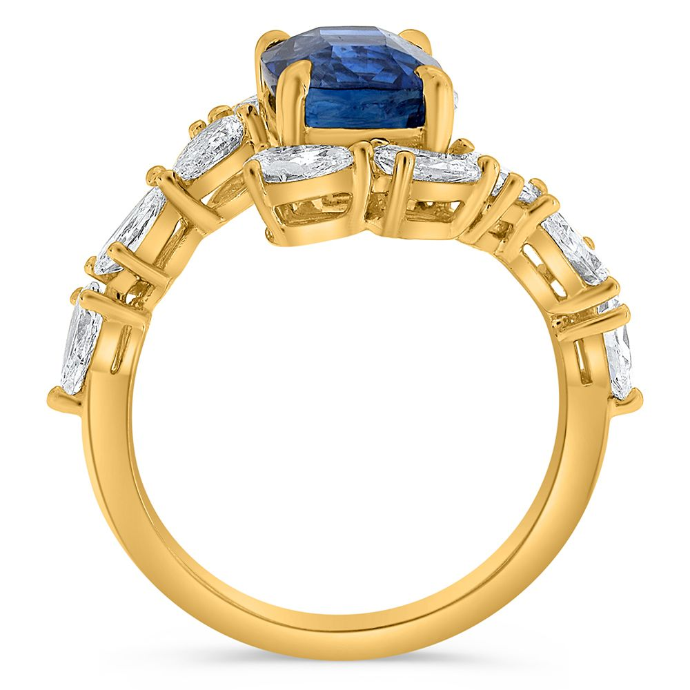 Oval Sapphire Ring — view 2