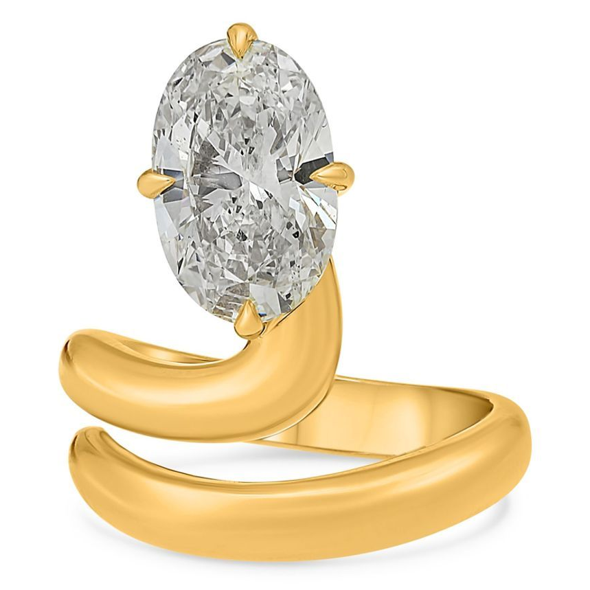 Oval Diamond Ring — view 3