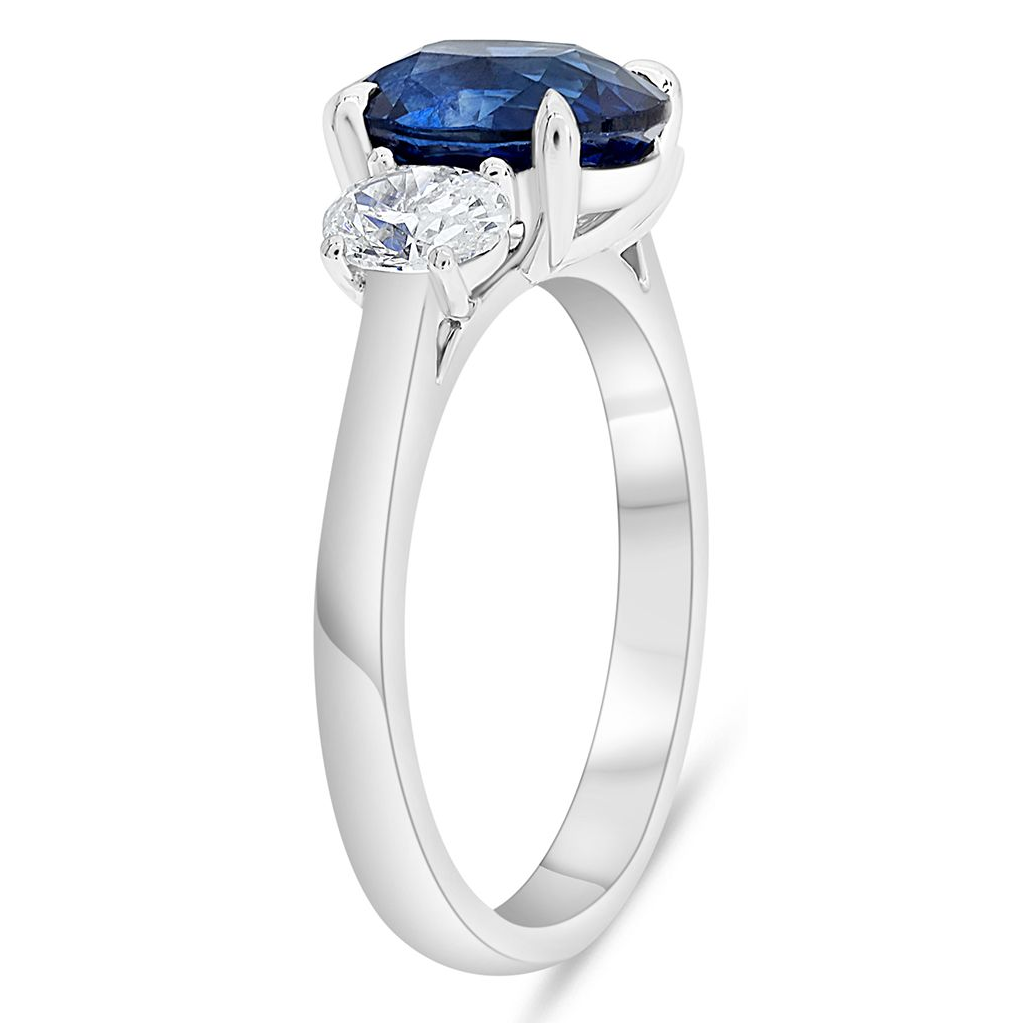 Oval Sapphire Ring — view 3