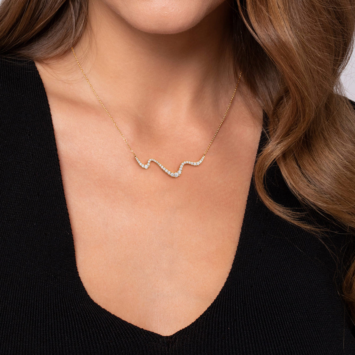 14K Yellow Gold Graduating Diamond Wave Bar Necklace — Gabriel & Co. NK7765Y45JJ