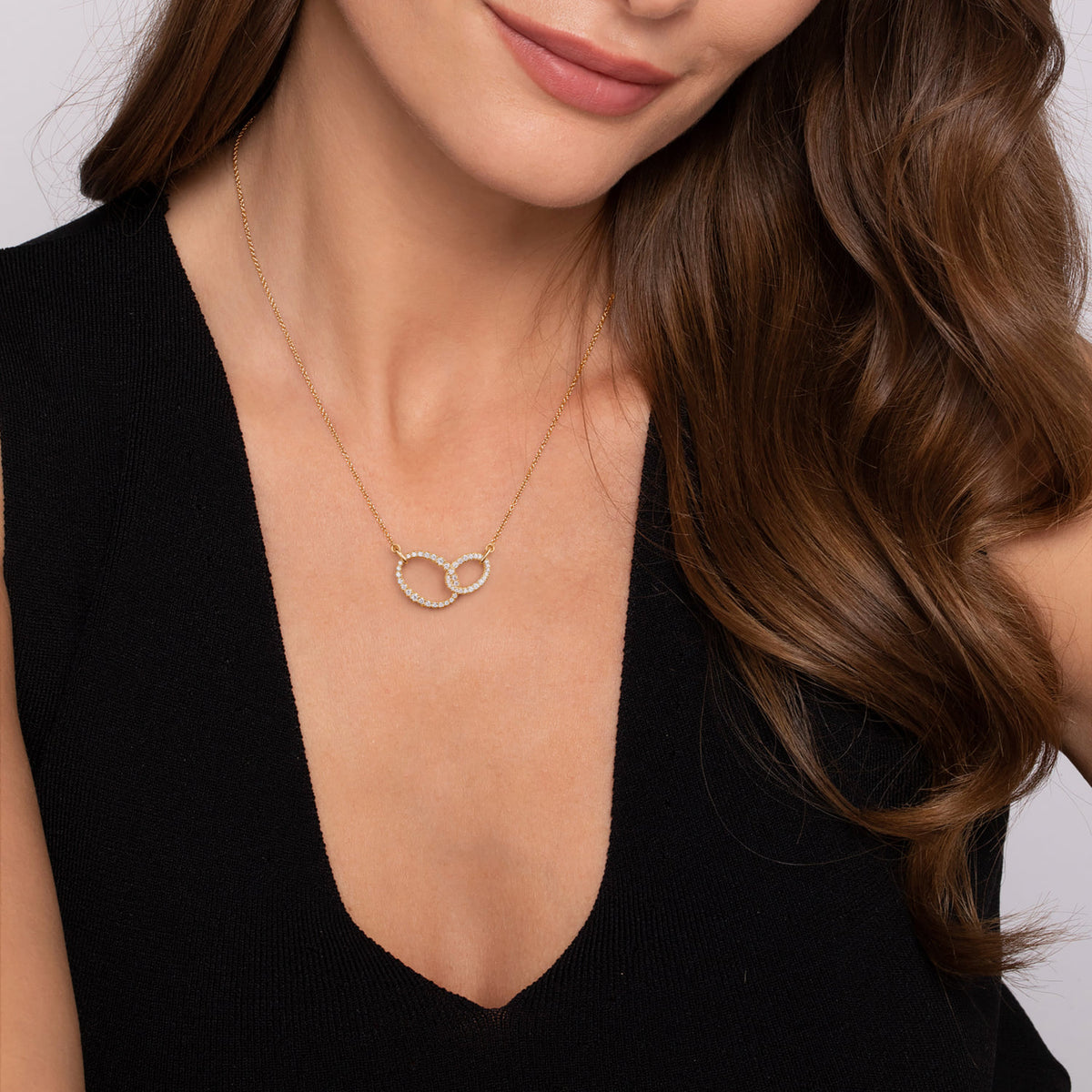 14K Yellow Gold Diamond Interlocking Oval Link Diamond Necklace — Gabriel & Co. NK8076Y45JJ