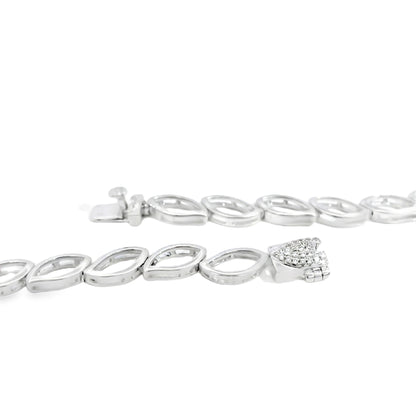 18k White Gold 13.04ctw Natural Mixed Cut Diamond Set Leaf Drop Necklace