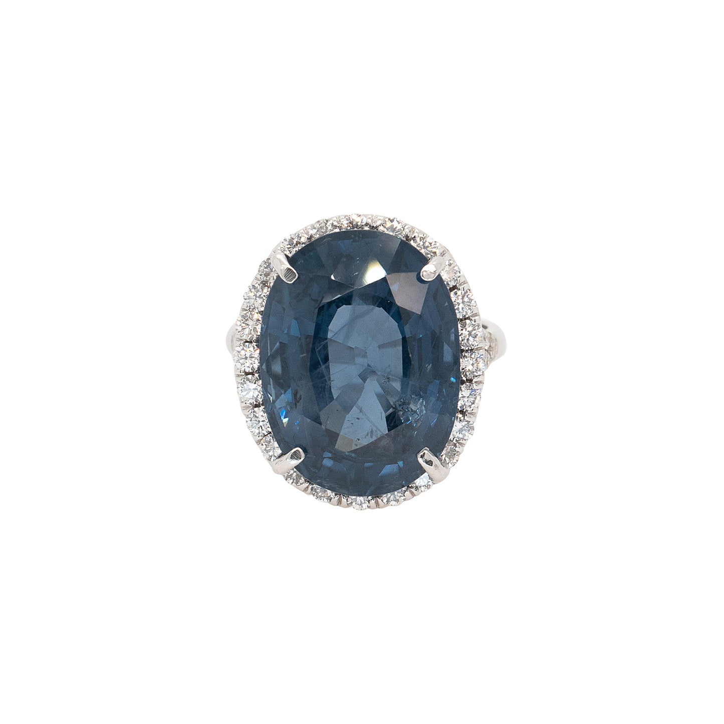18k White Gold 18.41ct Oval Sapphire and Natural Diamond Ring