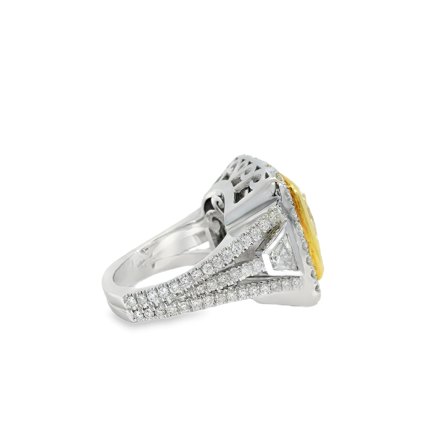 18k White Gold 10.67ct Fancy Light Yellow Diamond Ring