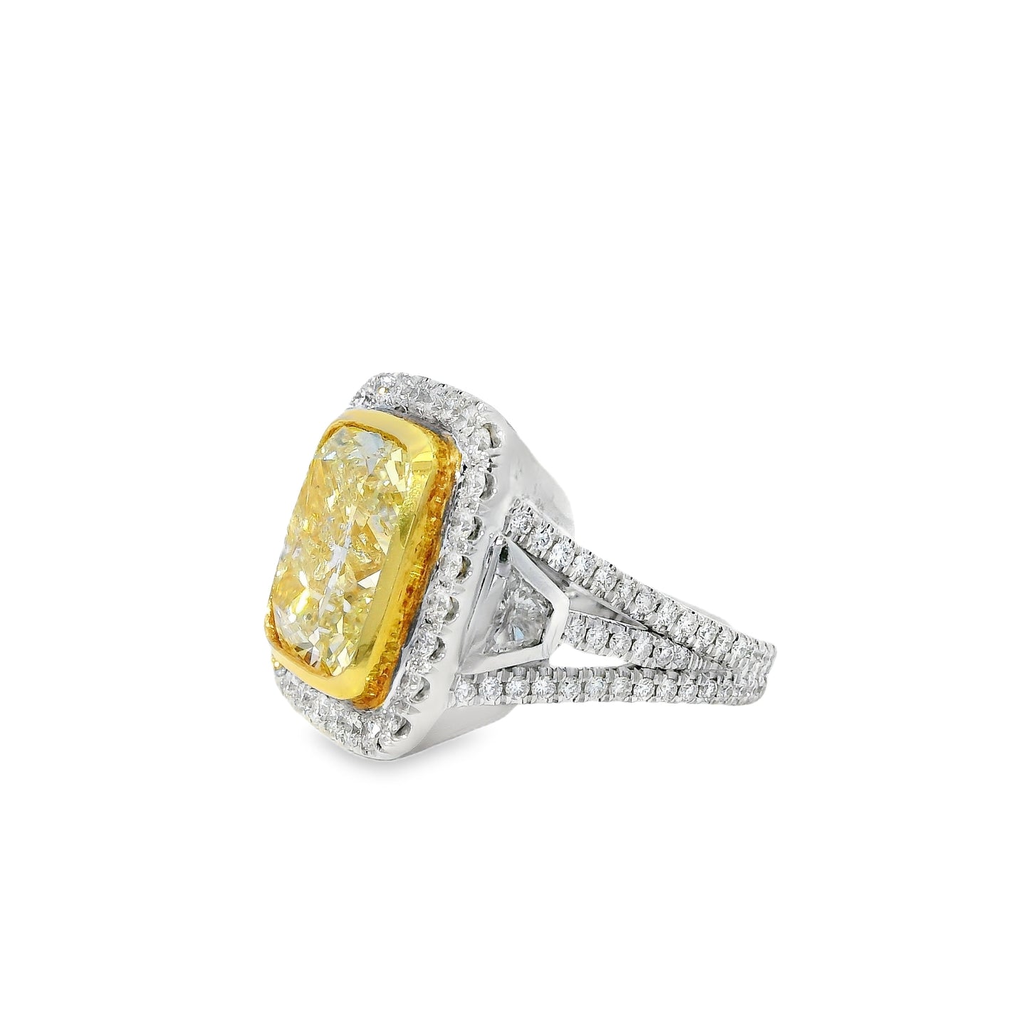 18k White Gold 10.67ct Fancy Light Yellow Diamond Ring