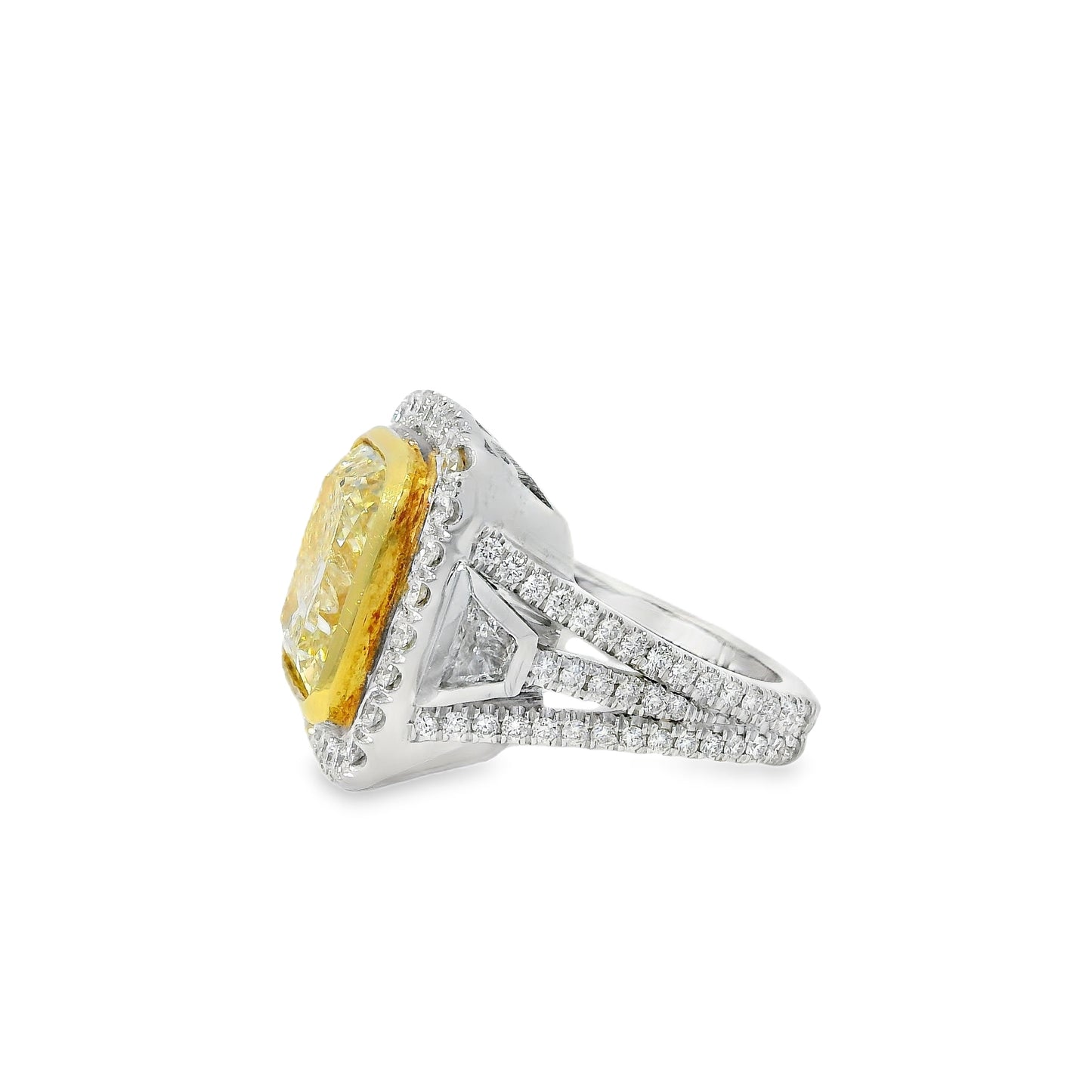 18k White Gold 10.67ct Fancy Light Yellow Diamond Ring
