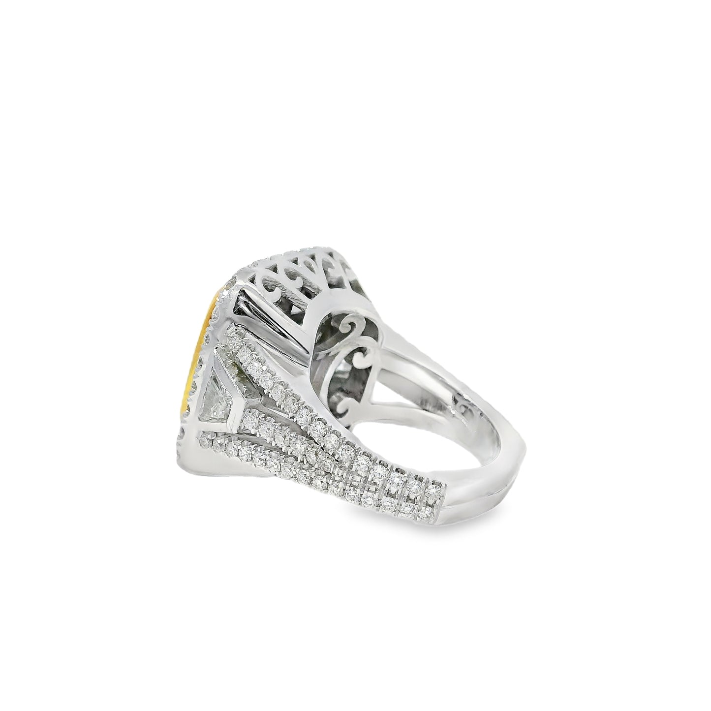 18k White Gold 10.67ct Fancy Light Yellow Diamond Ring