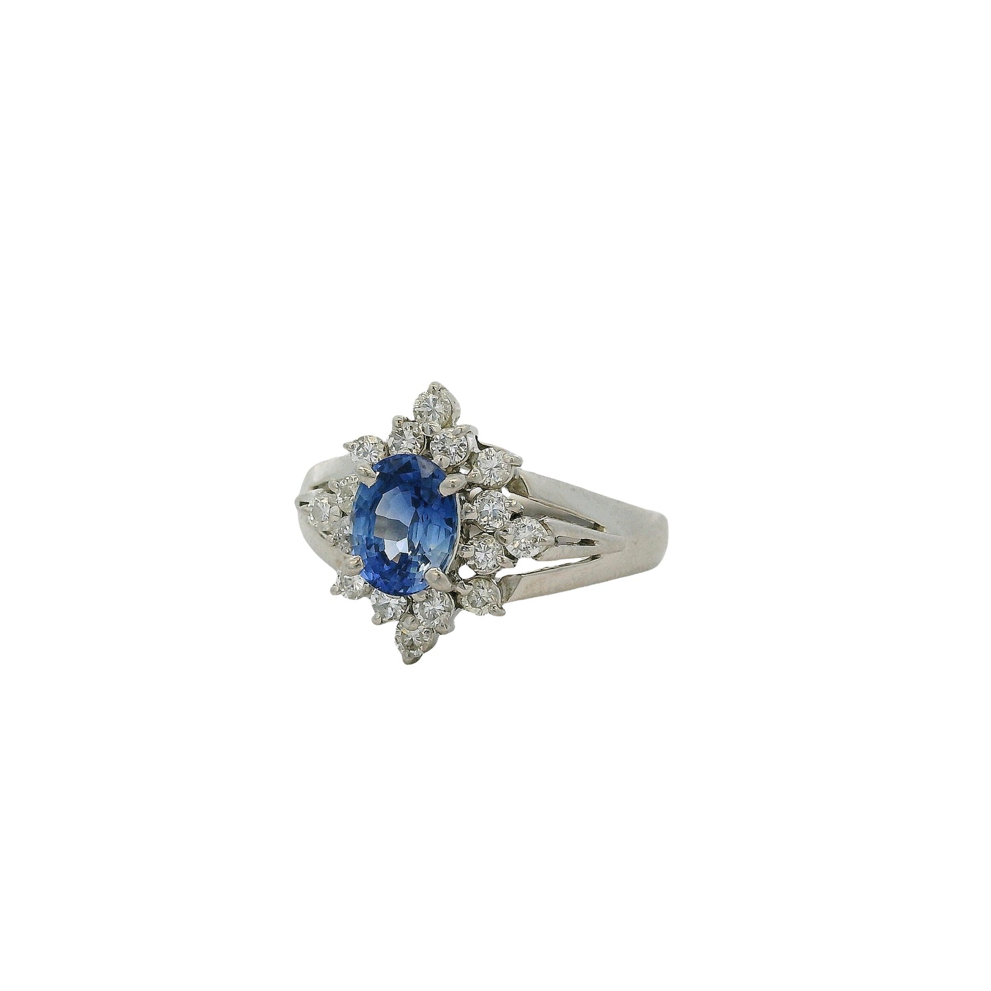 Platinum 0.73ctw Diamond Blue Oval Sapphire Center Cocktail Ring