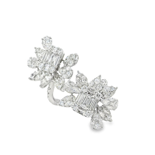 18k White Gold 3.61ctw Natural Diamond Flower Ring