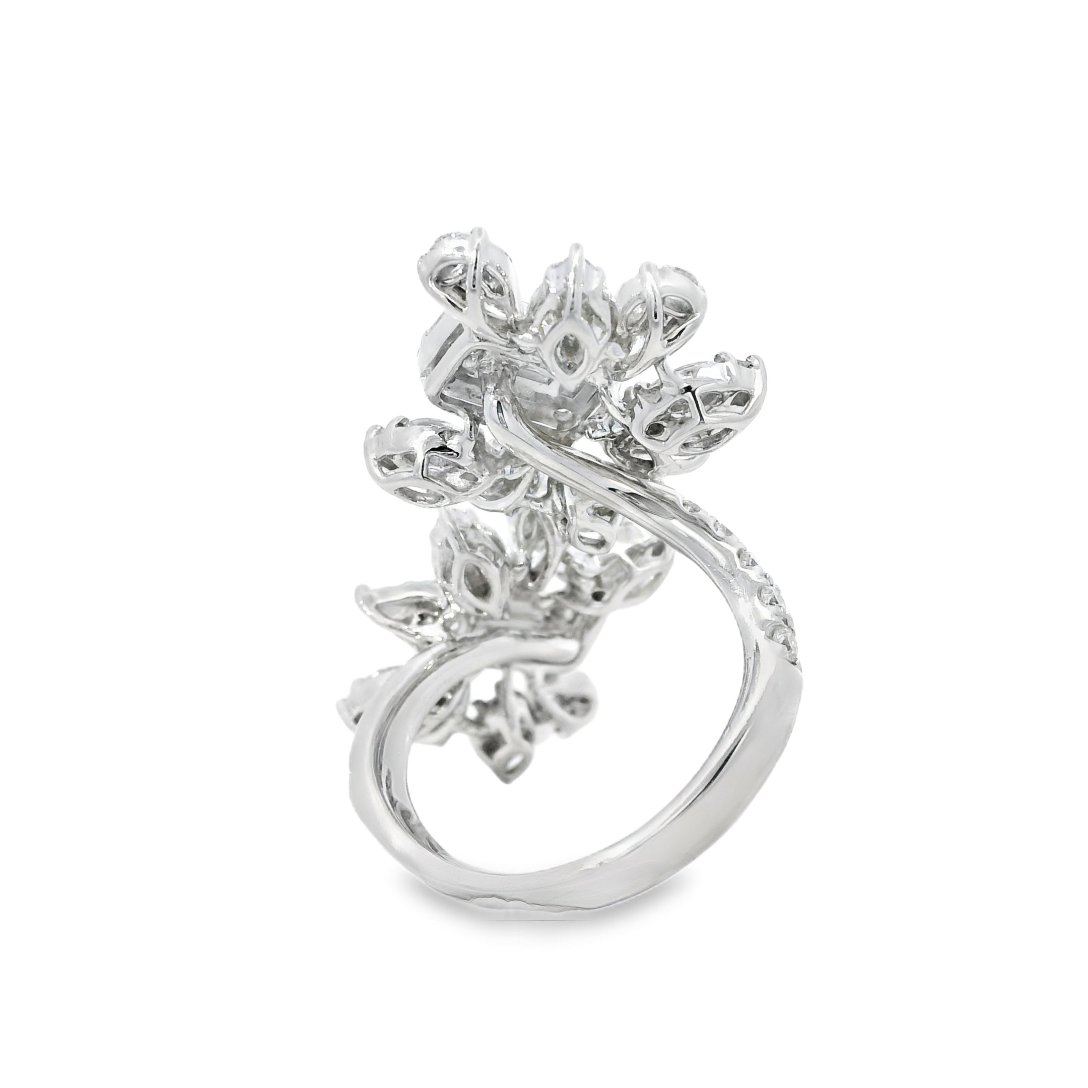 18k White Gold 3.61ctw Natural Diamond Flower Ring