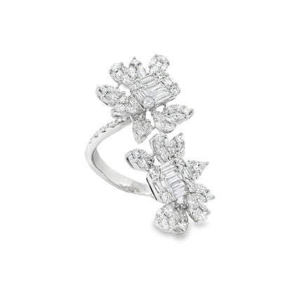 18k White Gold 3.61ctw Natural Diamond Flower Ring