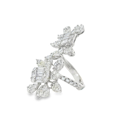 18k White Gold 3.61ctw Natural Diamond Flower Ring