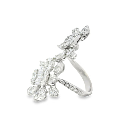 18k White Gold 3.61ctw Natural Diamond Flower Ring