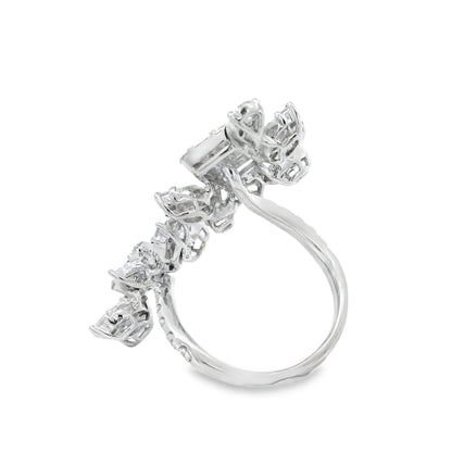 18k White Gold 3.61ctw Natural Diamond Flower Ring