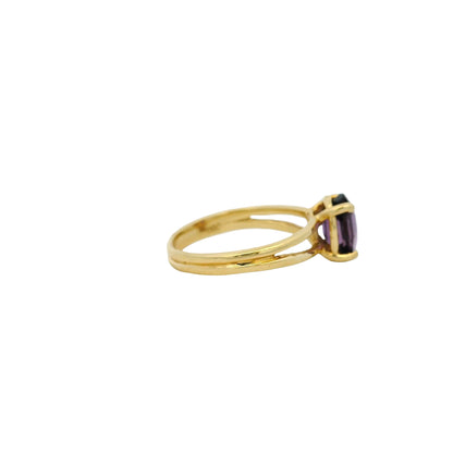 14k Yellow Gold Oval Amethyst Ring