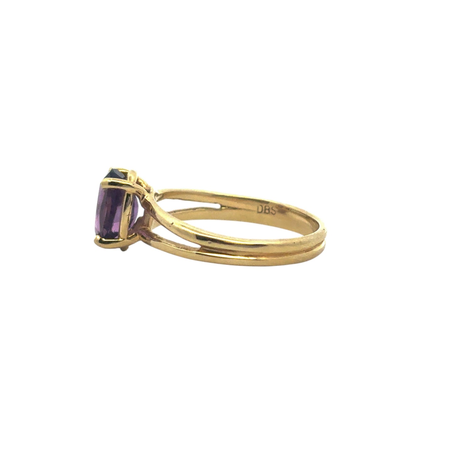 14k Yellow Gold Oval Amethyst Ring