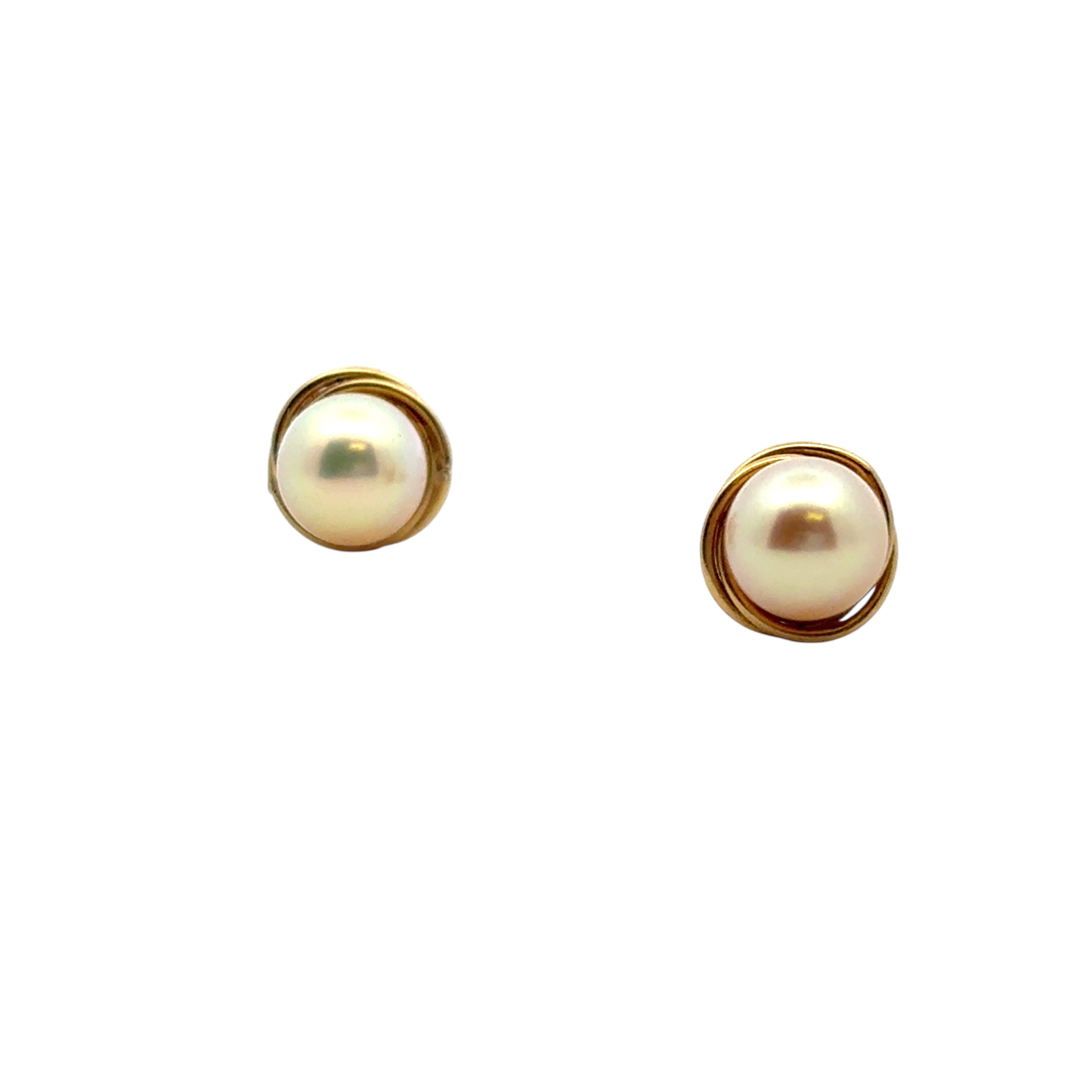 Vintage 14k Yellow Gold Pearl Stud Earrings