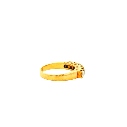18k Yellow Gold 1.02ct Featuring Six-Stones Prong-set Diamond Ring