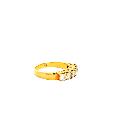 18k Yellow Gold 1.02ct Featuring Six-Stones Prong-set Diamond Ring