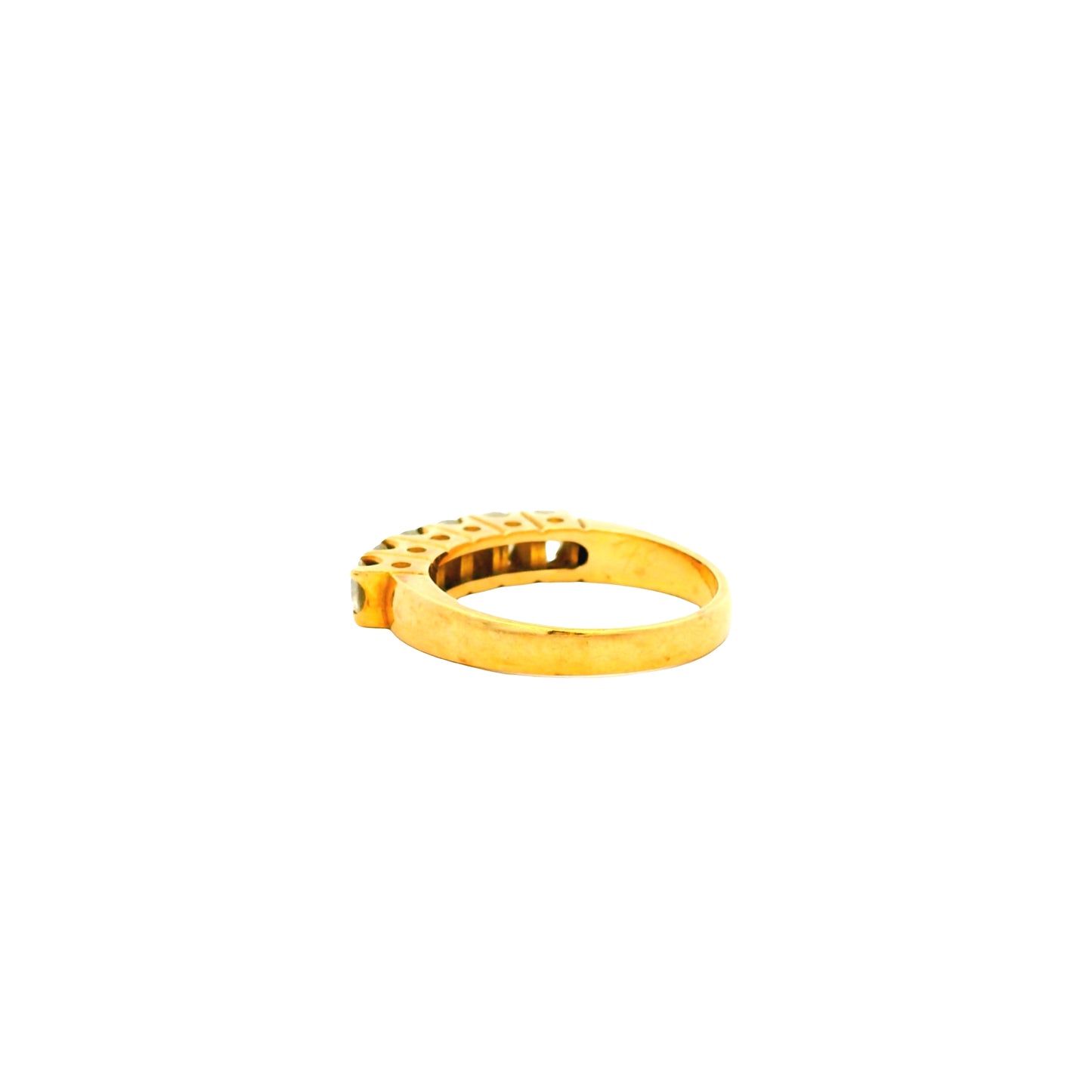 18k Yellow Gold 1.02ct Featuring Six-Stones Prong-set Diamond Ring