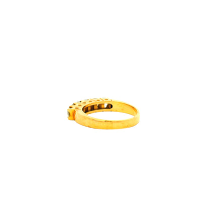 18k Yellow Gold 1.02ct Featuring Six-Stones Prong-set Diamond Ring