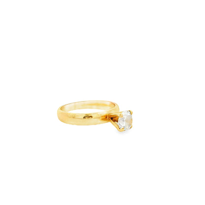18k Yellow Gold 0.75ct Solitaire Ring Featuring a Round Cut Diamond