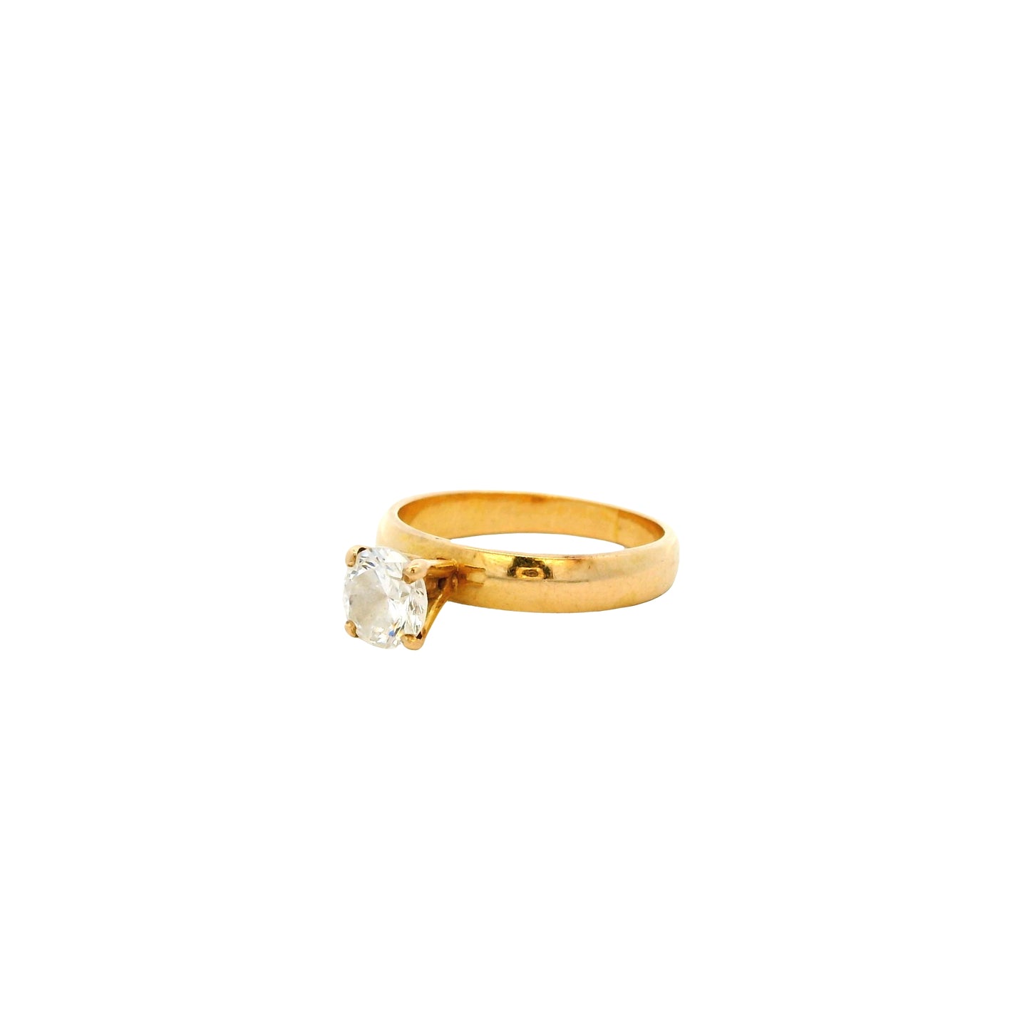 18k Yellow Gold 0.75ct Solitaire Ring Featuring a Round Cut Diamond