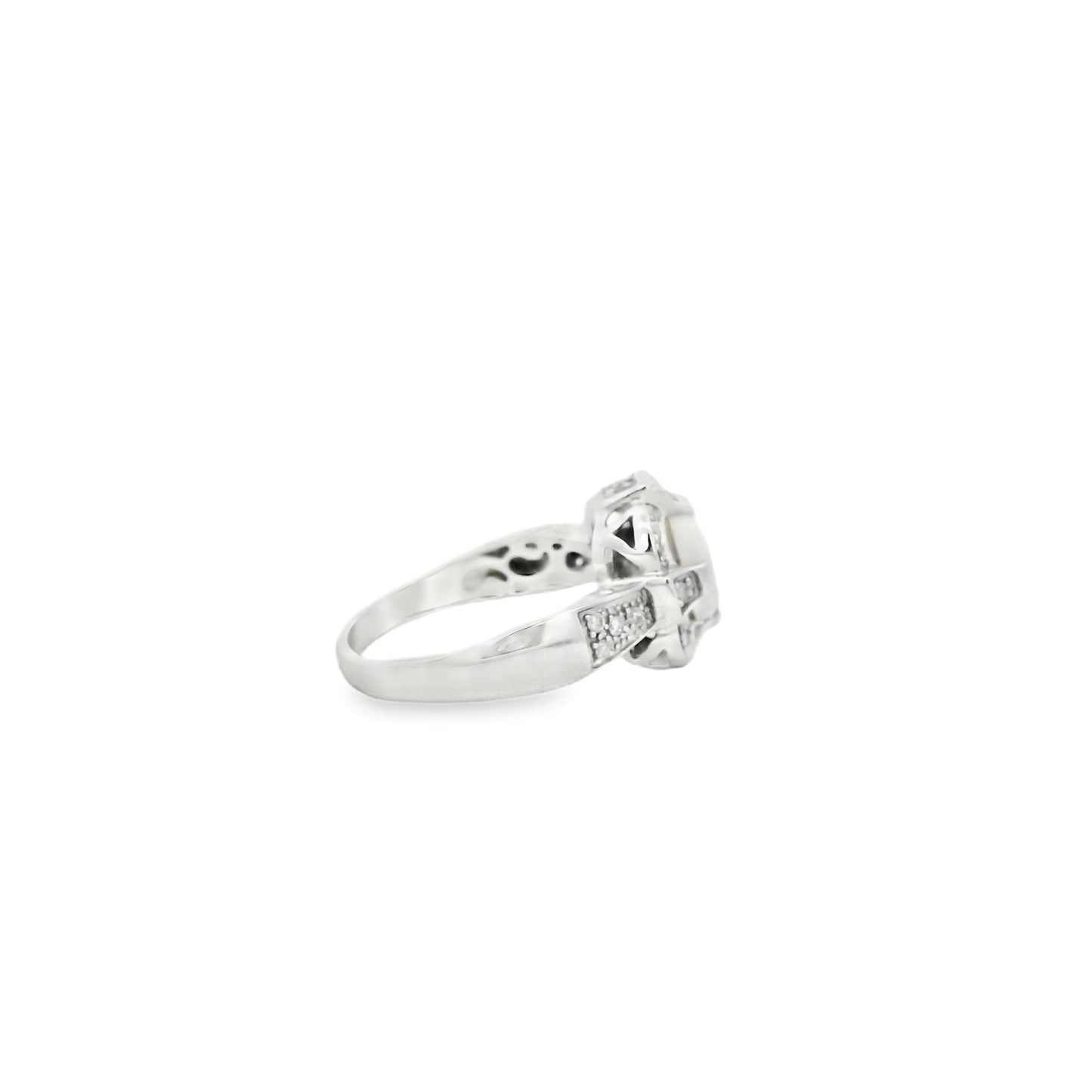 10k White Gold 1.25ct Natural Ethiopian Opal and Diamonds Ring