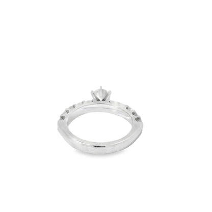 14k White Gold 0.90ct Round Brilliant Diamond with a Shared-Prong Diamond Half Way Ring