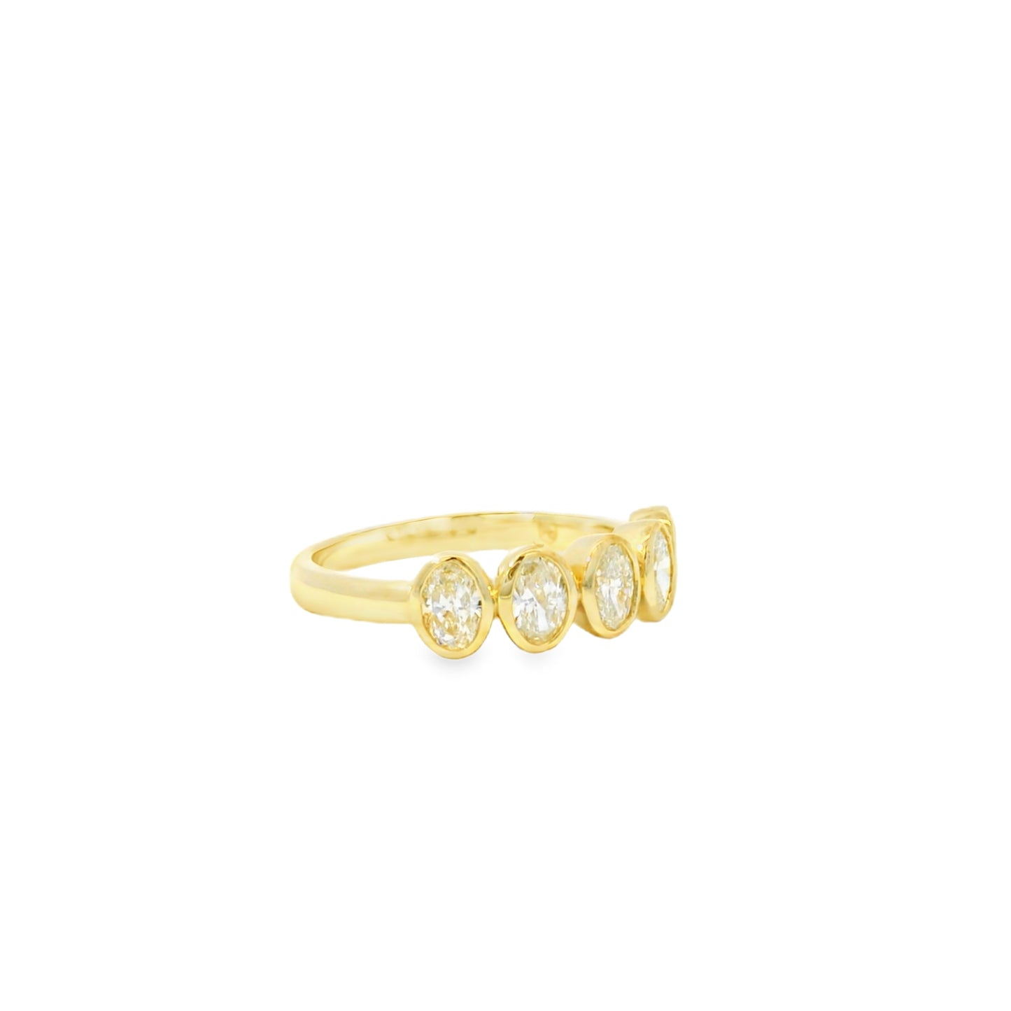 14k Yellow Gold 1.00ctw Set Oval Cut Diamond Halfway Ring