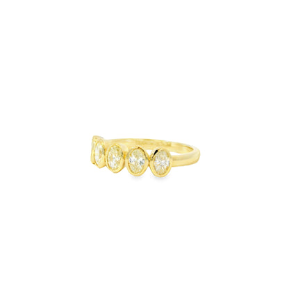 14k Yellow Gold 1.00ctw Set Oval Cut Diamond Halfway Ring